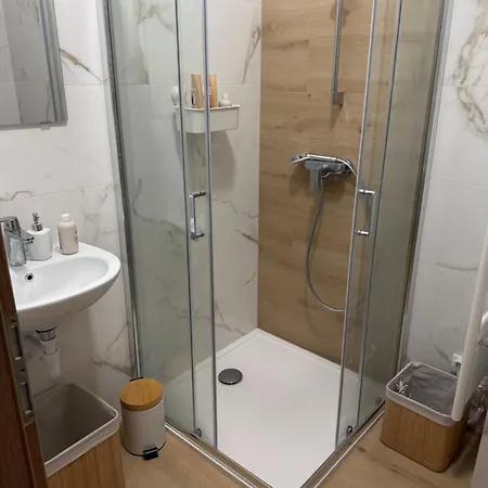 Apartment Ekoviki2 *